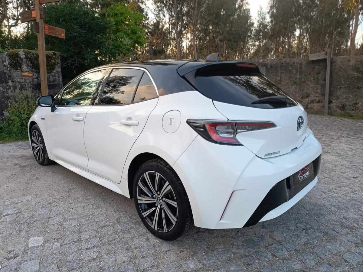 toyota-corolla-2021-hibrido-a-gasolina-1798cc