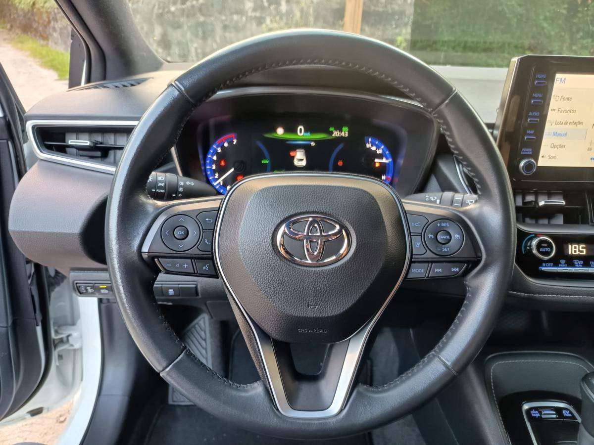 toyota-corolla-2021-hibrido-a-gasolina-1798cc