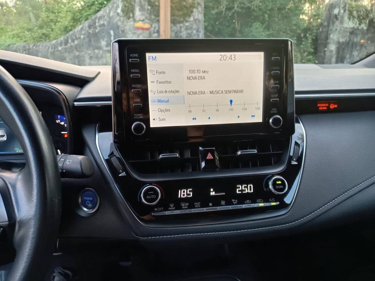 toyota-corolla-2021-hibrido-a-gasolina-1798cc