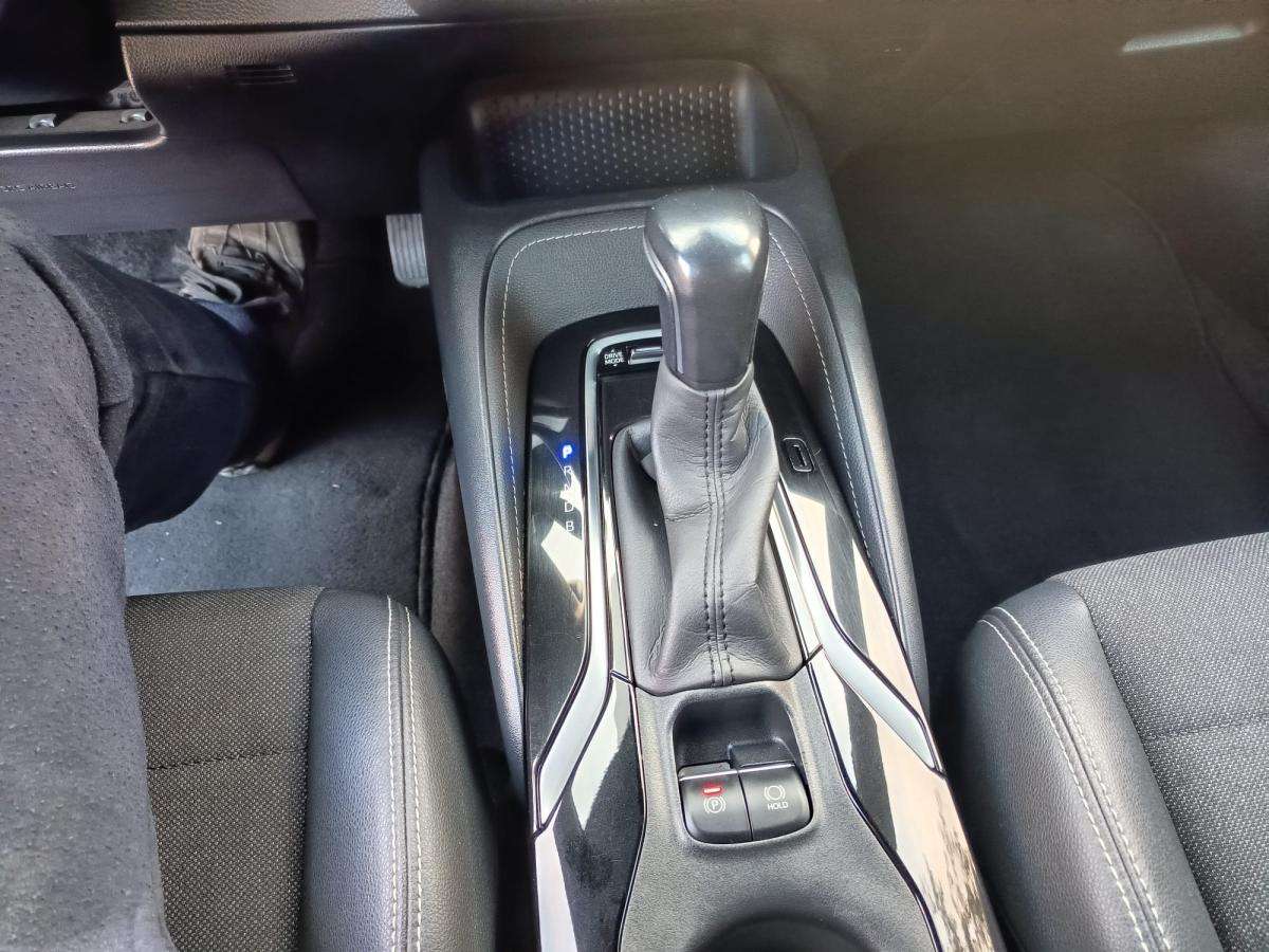 toyota-corolla-2021-hibrido-a-gasolina-1798cc