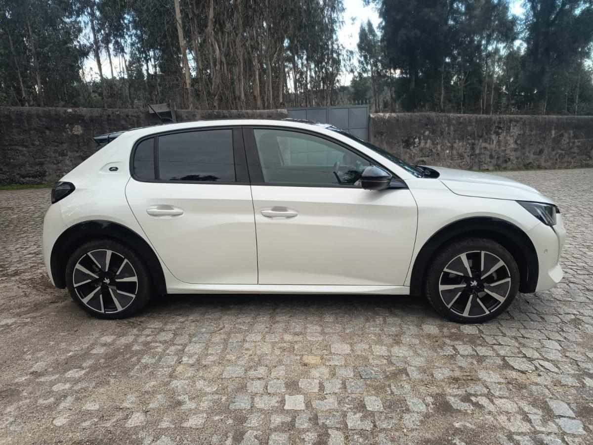 peugeot-208-2020-eletrico-500cc