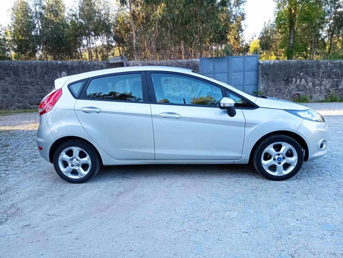 ford-fiesta-2009-gasolina-1242cc