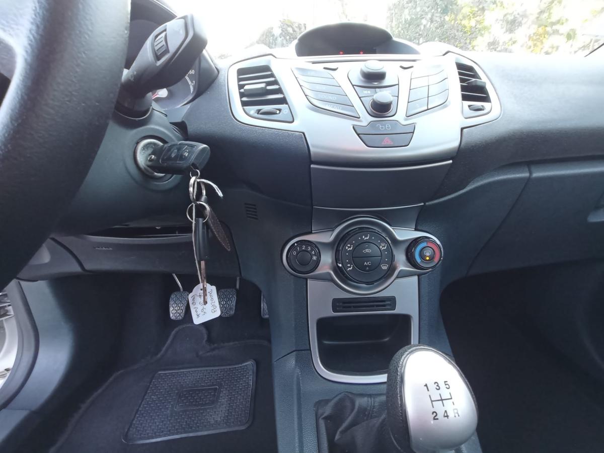 ford-fiesta-2009-gasolina-1242cc
