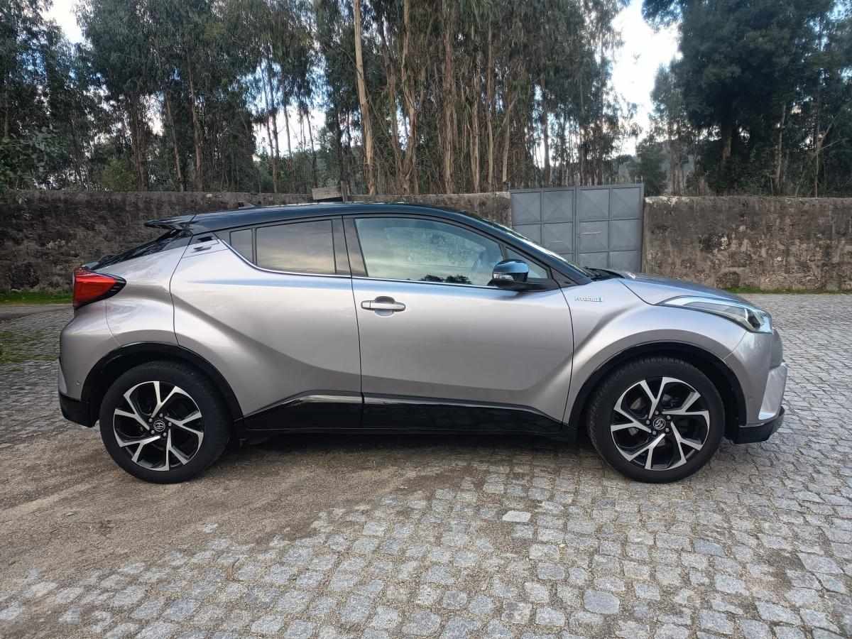 toyota-c-hr-2017-hibrido-a-gasolina-1798cc