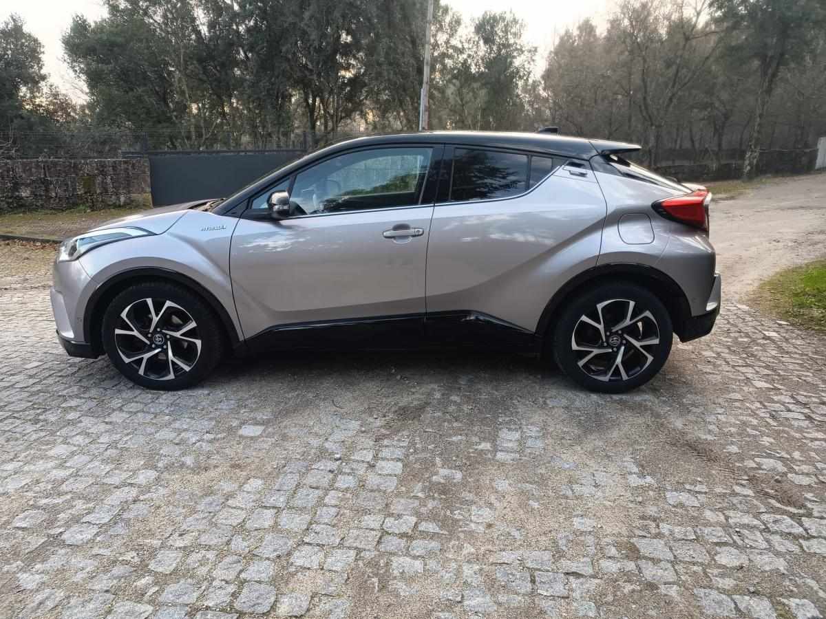toyota-c-hr-2017-hibrido-a-gasolina-1798cc