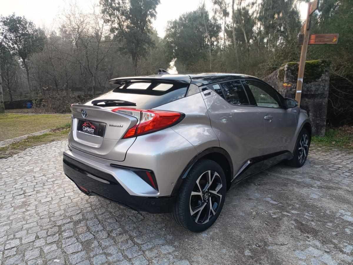 toyota-c-hr-2017-hibrido-a-gasolina-1798cc