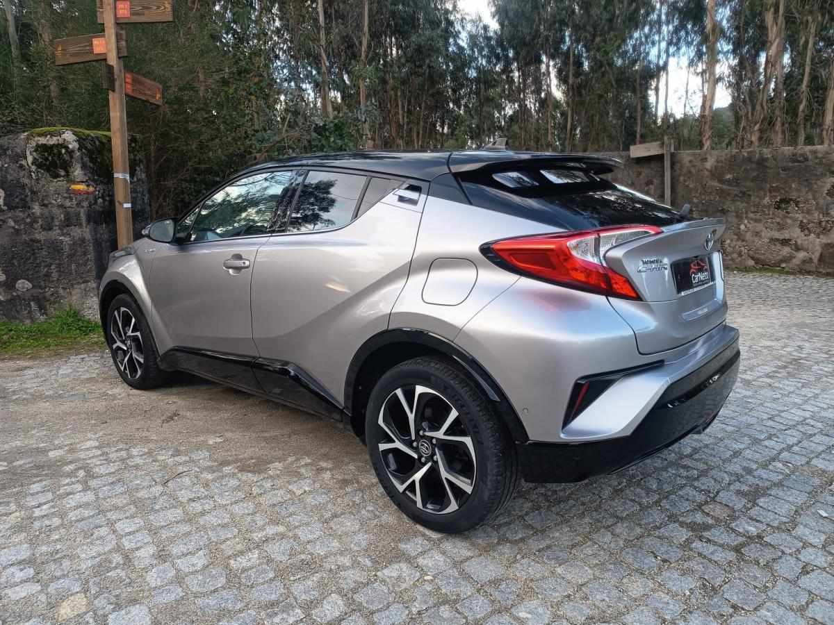 toyota-c-hr-2017-hibrido-a-gasolina-1798cc