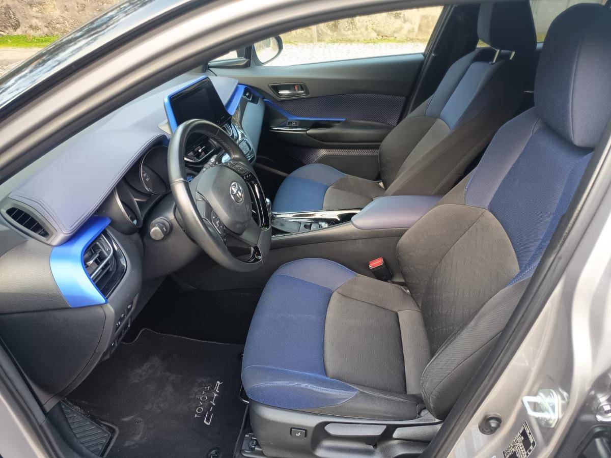 toyota-c-hr-2017-hibrido-a-gasolina-1798cc