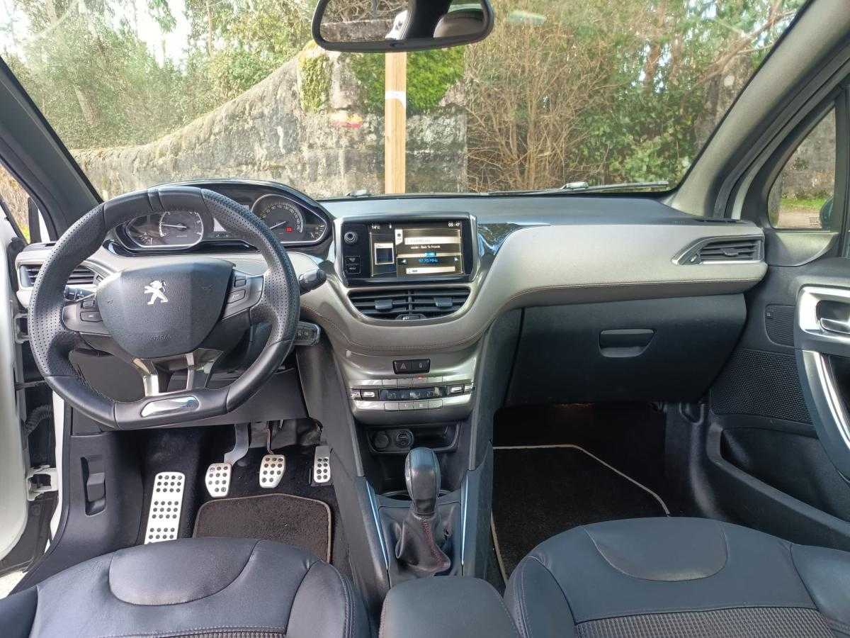 peugeot-208-2014-diesel-1560cc