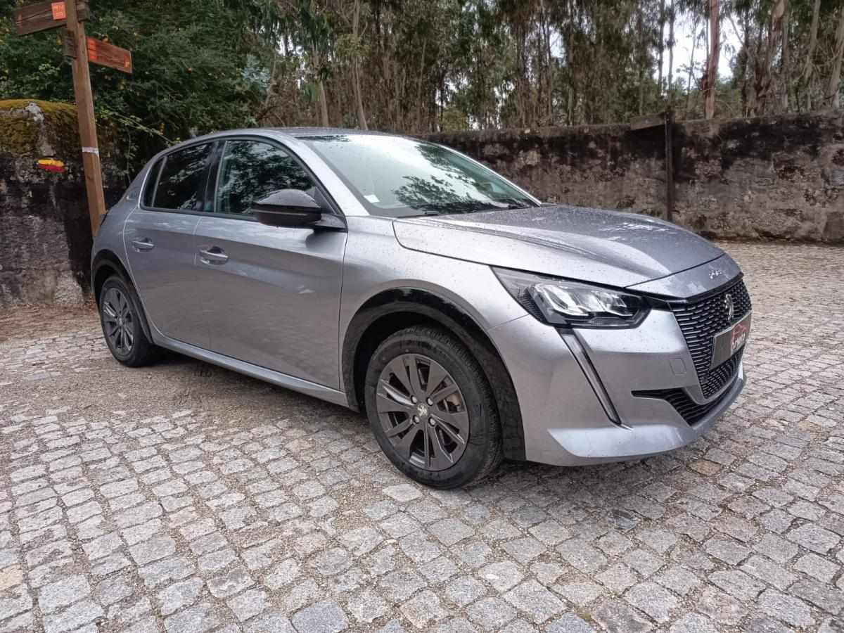 peugeot-208-2022-eletrico-500cc