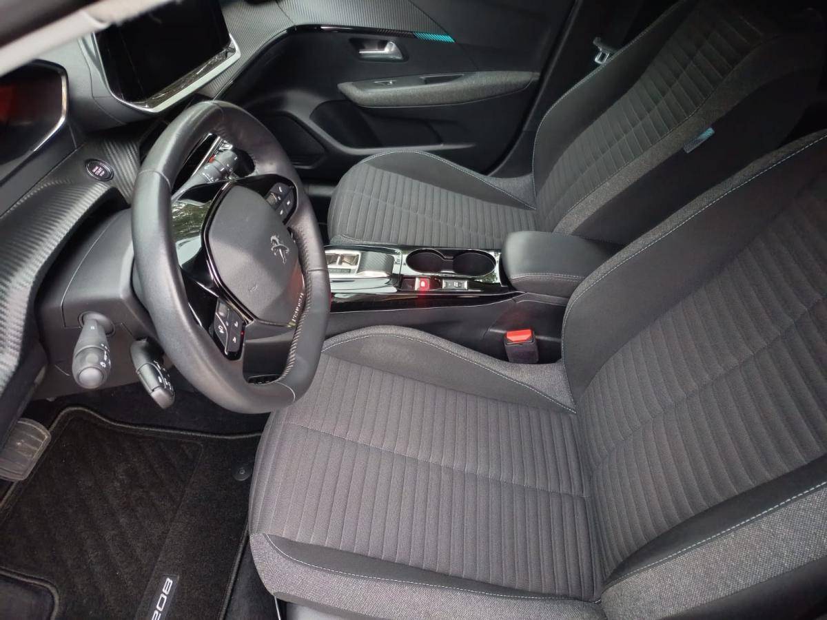 peugeot-208-2022-eletrico-500cc