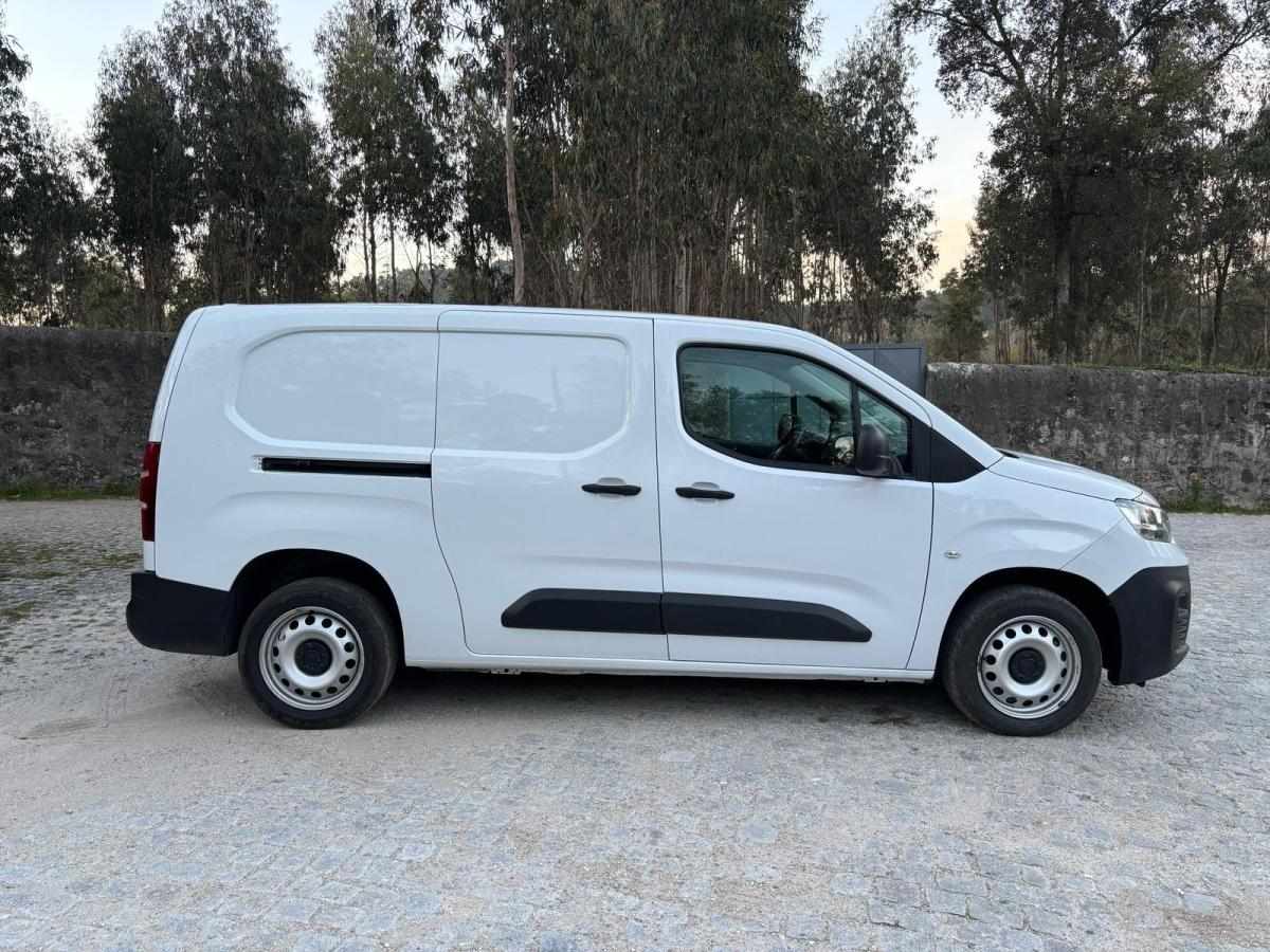 fiat-doblo-2022-diesel-1499cc