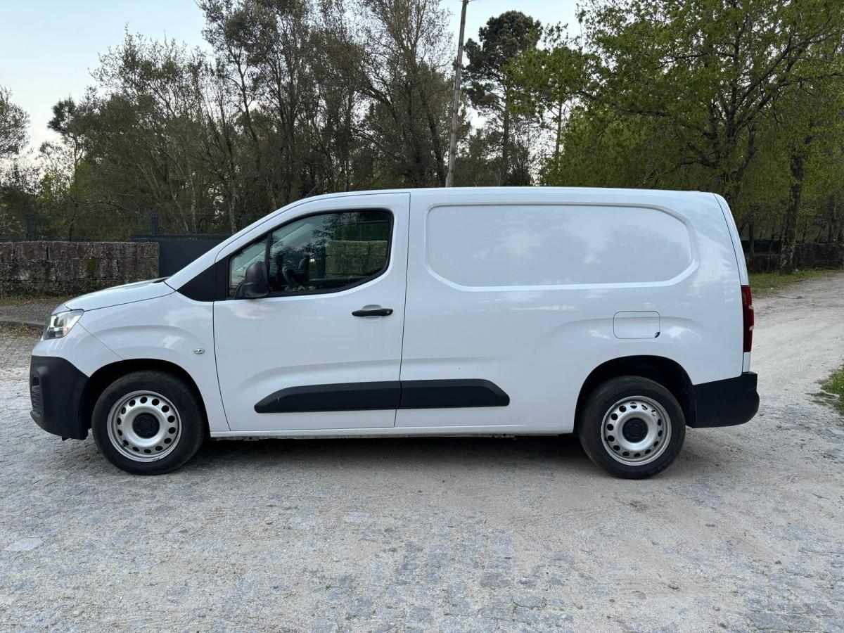 fiat-doblo-2022-diesel-1499cc