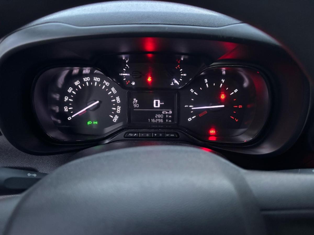 fiat-doblo-2022-diesel-1499cc