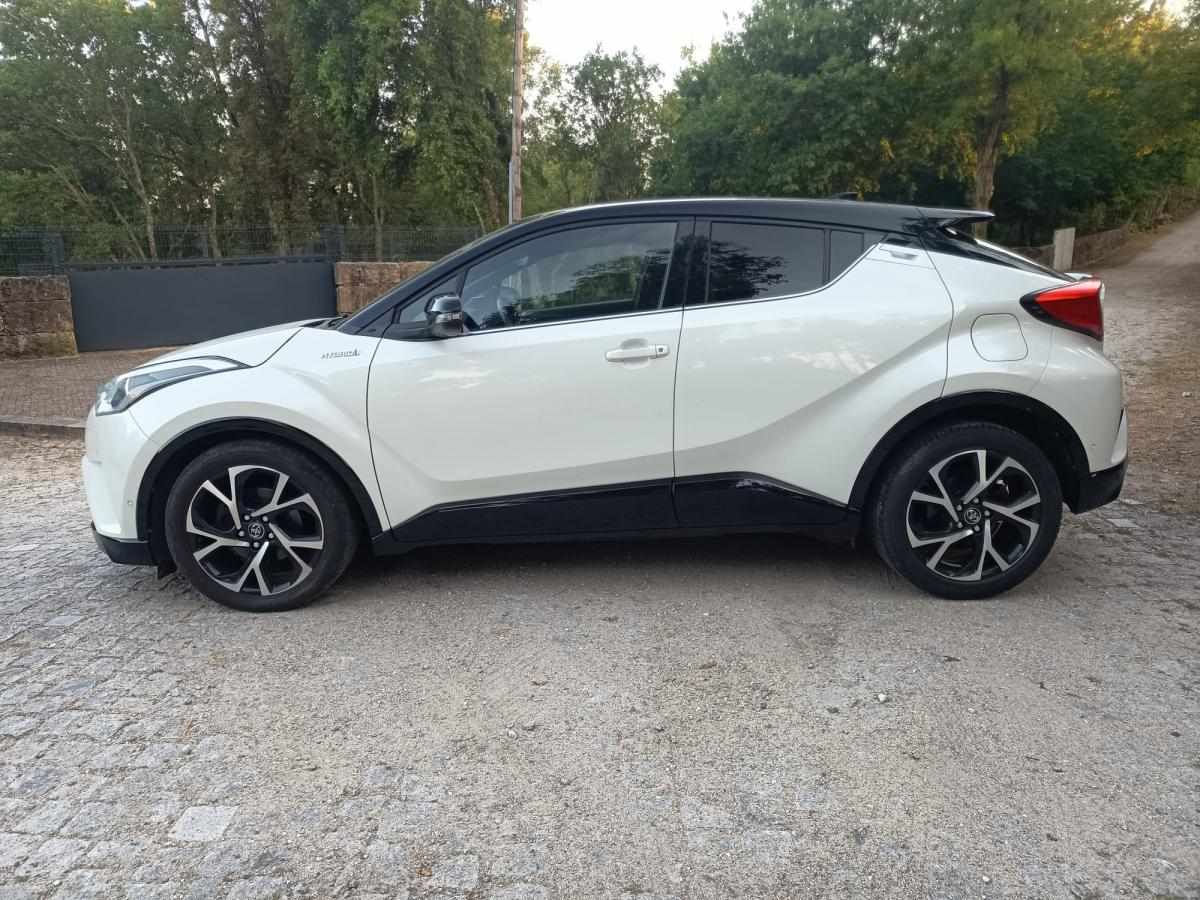 toyota-c-hr-2017-hibrido-a-gasolina-1798cc
