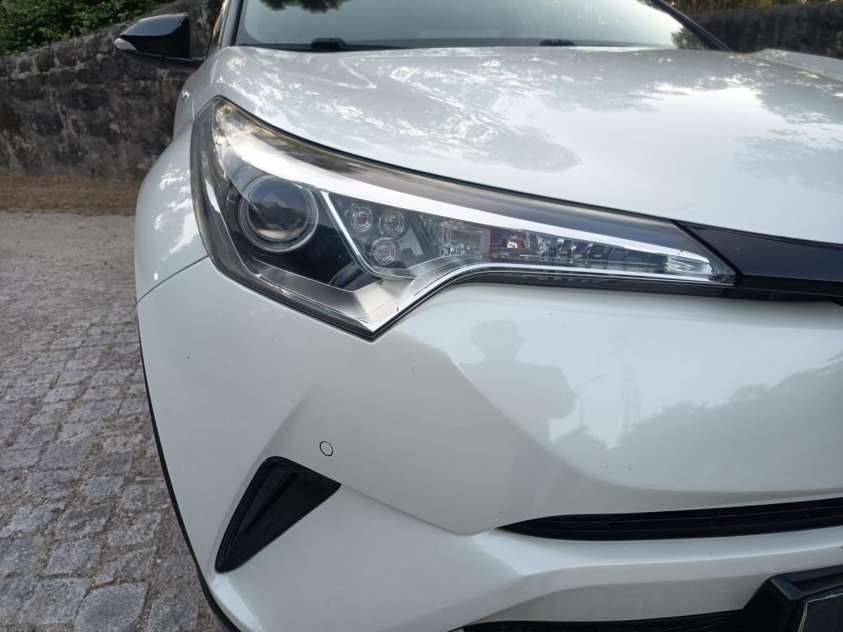 toyota-c-hr-2017-hibrido-a-gasolina-1798cc