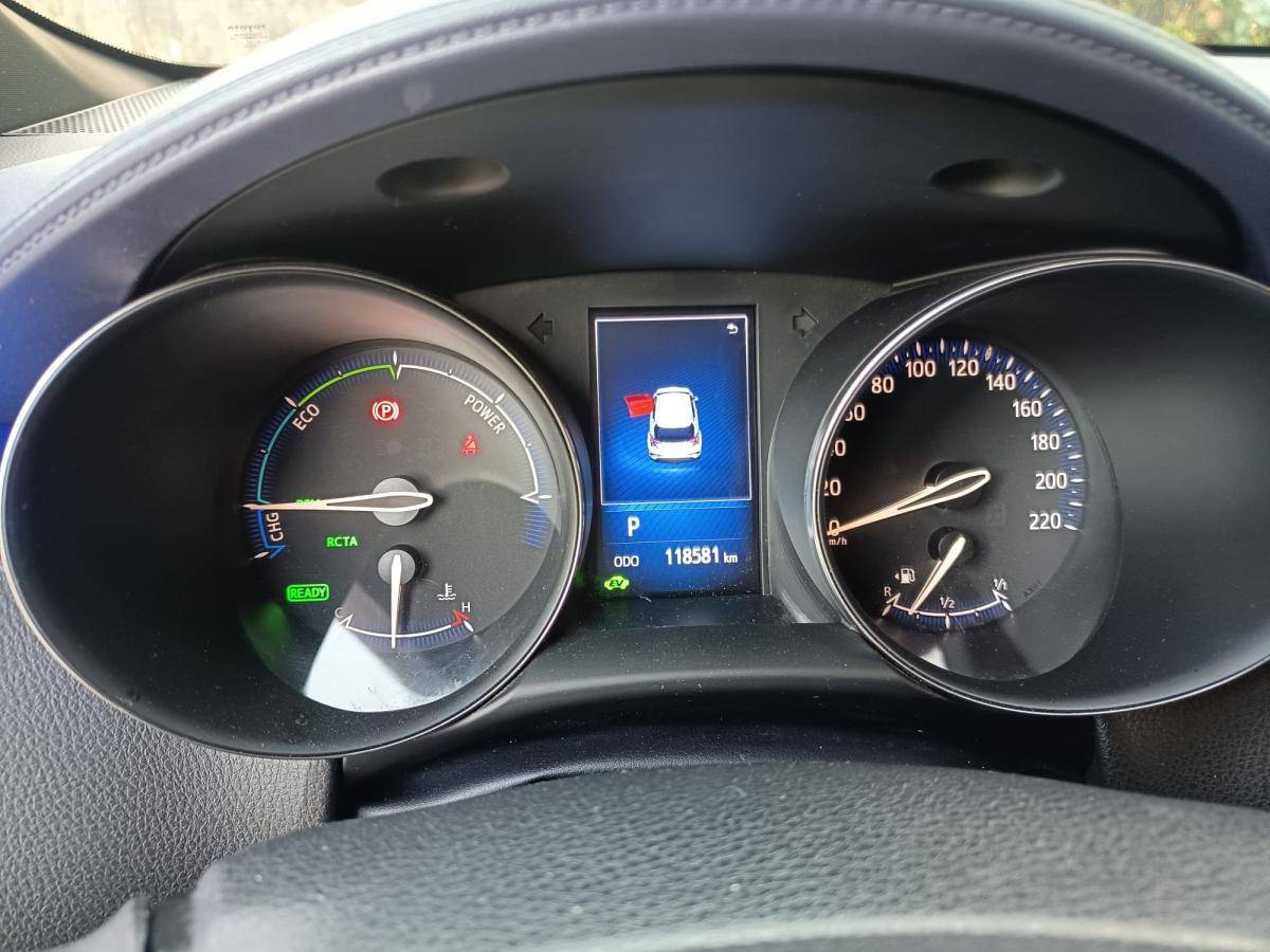 toyota-c-hr-2017-hibrido-a-gasolina-1798cc