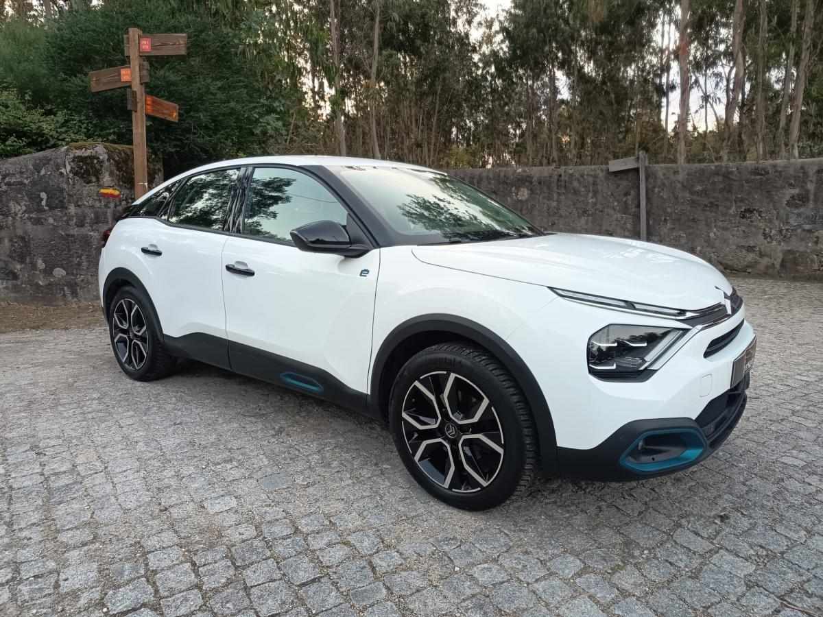 citroen-c4-2022-eletrico-500cc