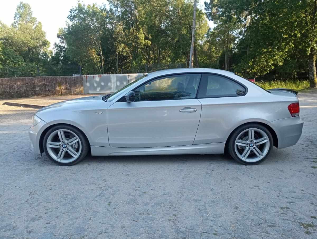 bmw-serie-1-2011-diesel-1995cc
