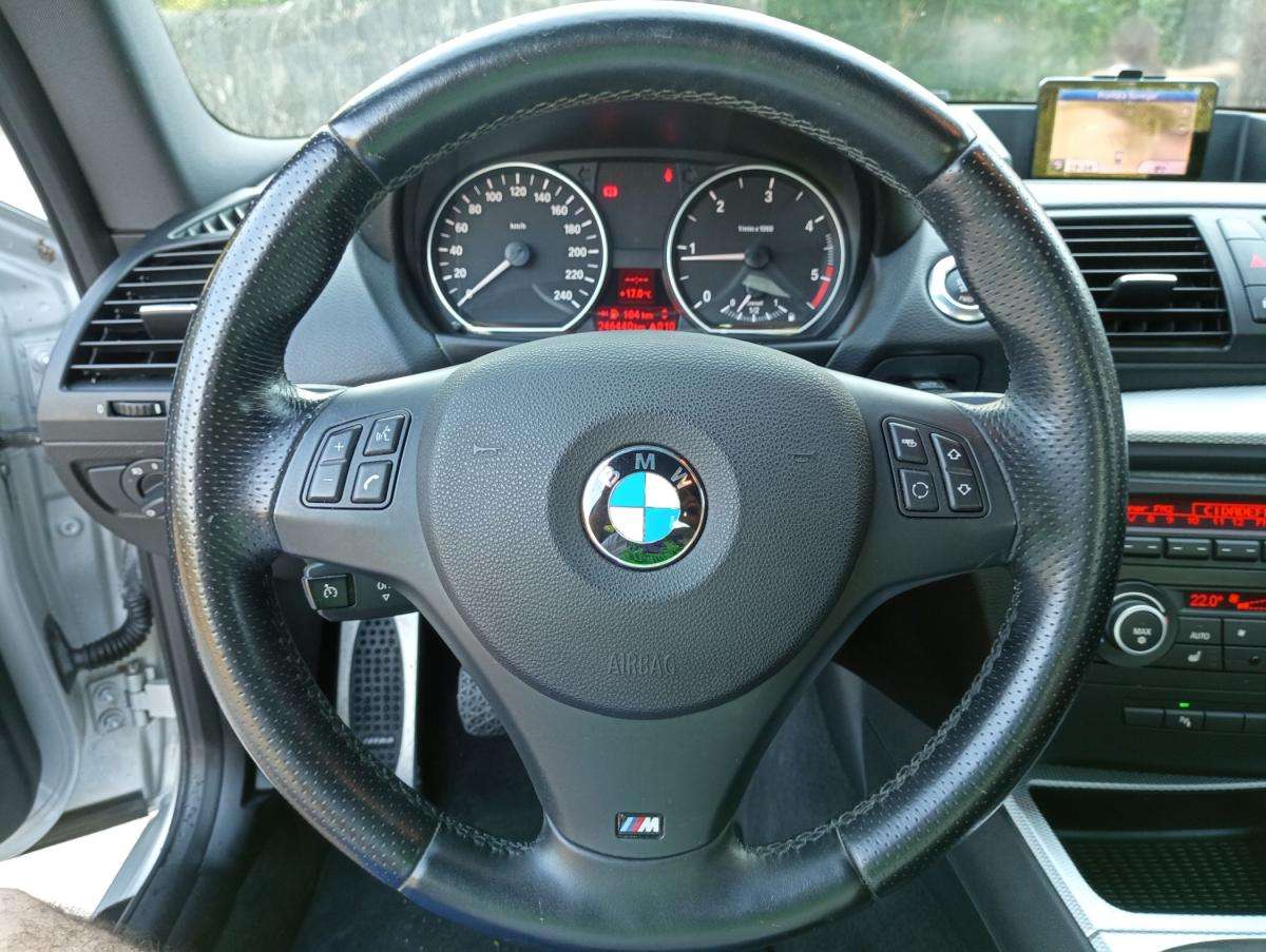 bmw-serie-1-2011-diesel-1995cc