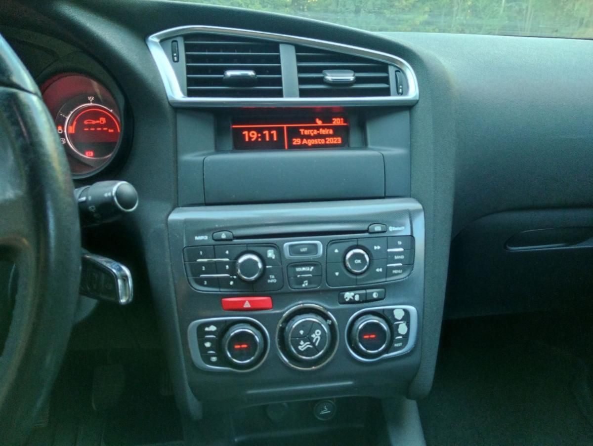 citroen-c4-2014-diesel-1560cc