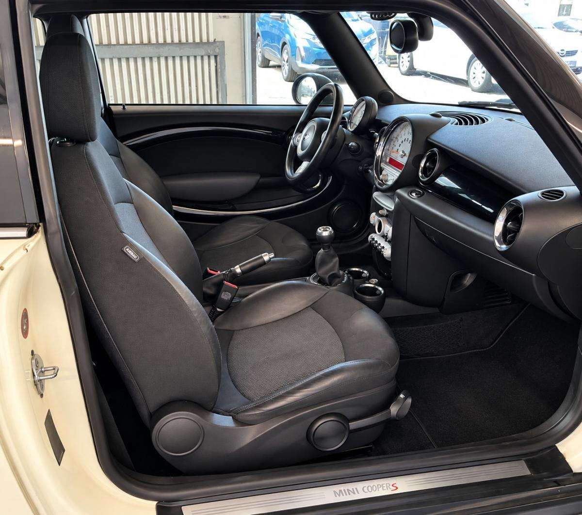 mini-cooper-2007-gasolina-1598cc