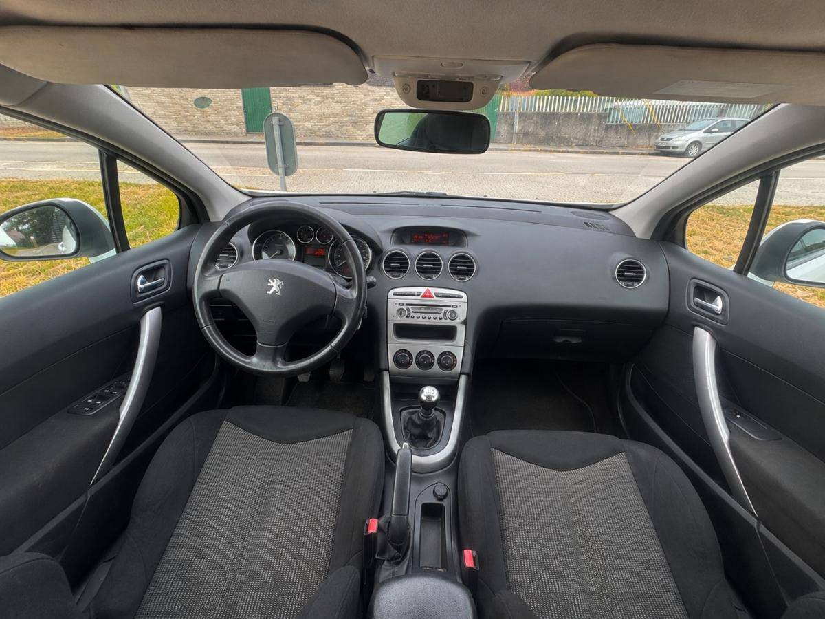 peugeot-308-cc-2010-diesel-1560cc