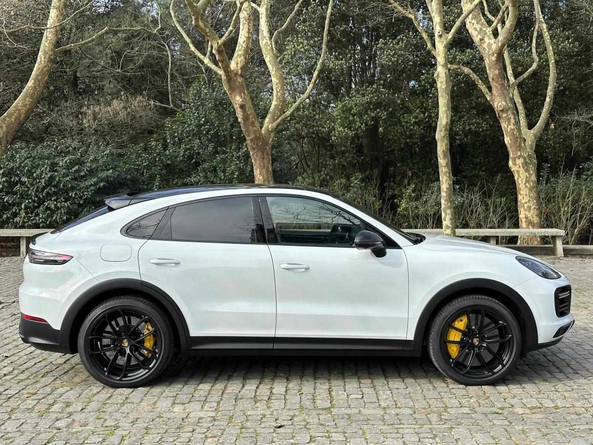 porsche-cayenne-turbo-s-e-hybrid-2020-gasolina-3996cc