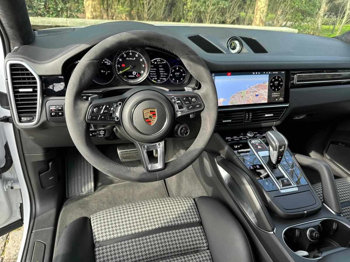porsche-cayenne-turbo-s-e-hybrid-2020-gasolina-3996cc