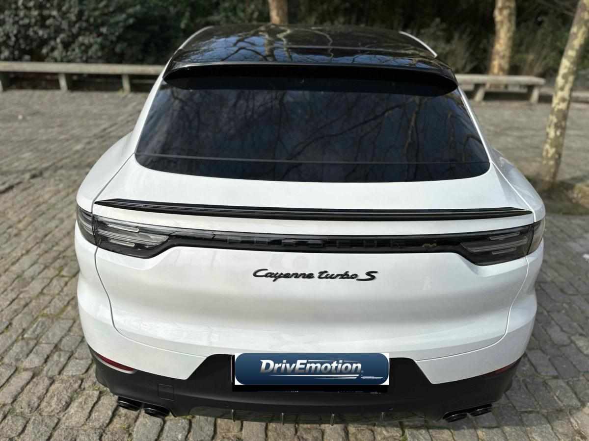 porsche-cayenne-turbo-s-e-hybrid-2020-gasolina-3996cc