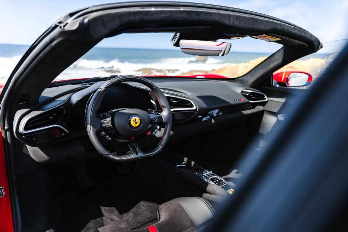ferrari-296-gtb-3-0-v6-phev-2025-gasolina-2992cc