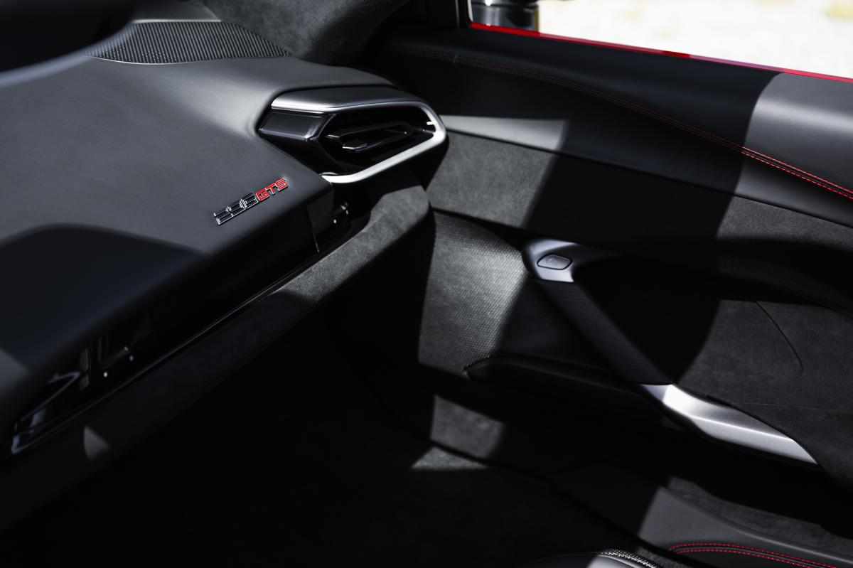 ferrari-296-gtb-3-0-v6-phev-2025-gasolina-2992cc
