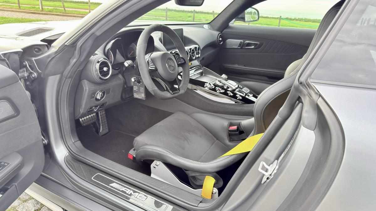 mercedes-benz-amg-gt-r-2017-gasolina-3982cc