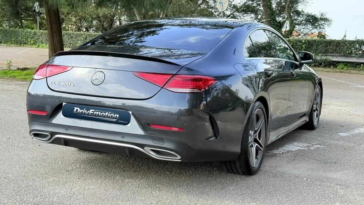 mercedes-benz-cls-300-d-2019-diesel-1950cc
