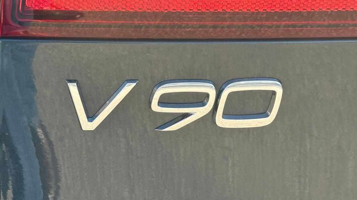 volvo-v90-2-0-d4-2019-diesel-1969cc