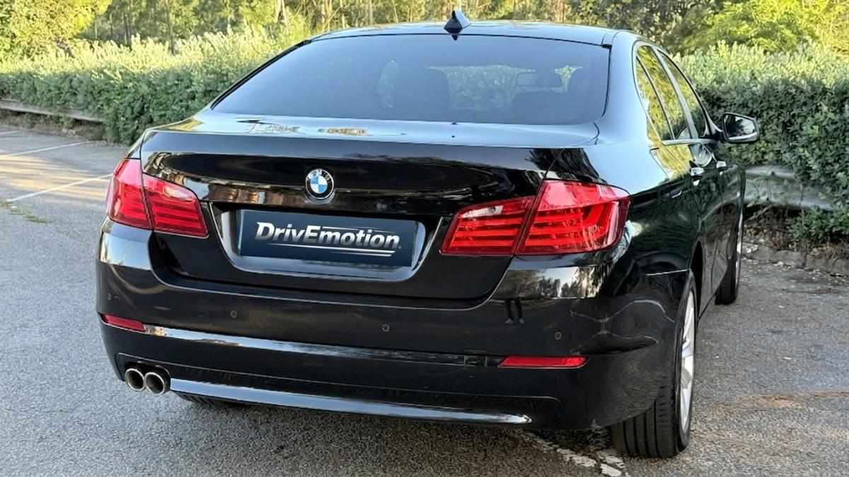 bmw-serie-5-520d-2011-diesel-1995cc