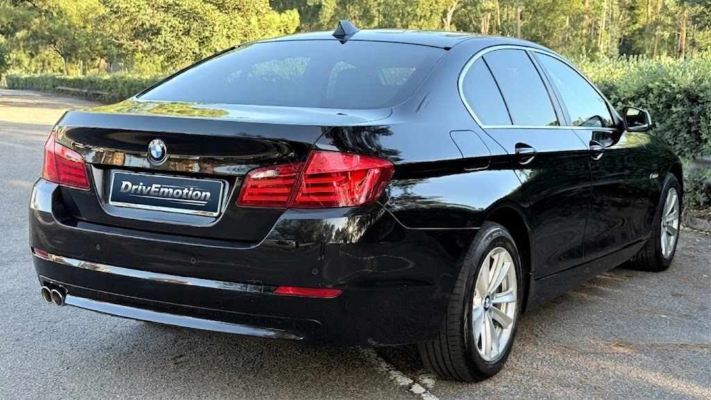 bmw-serie-5-520d-2011-diesel-1995cc