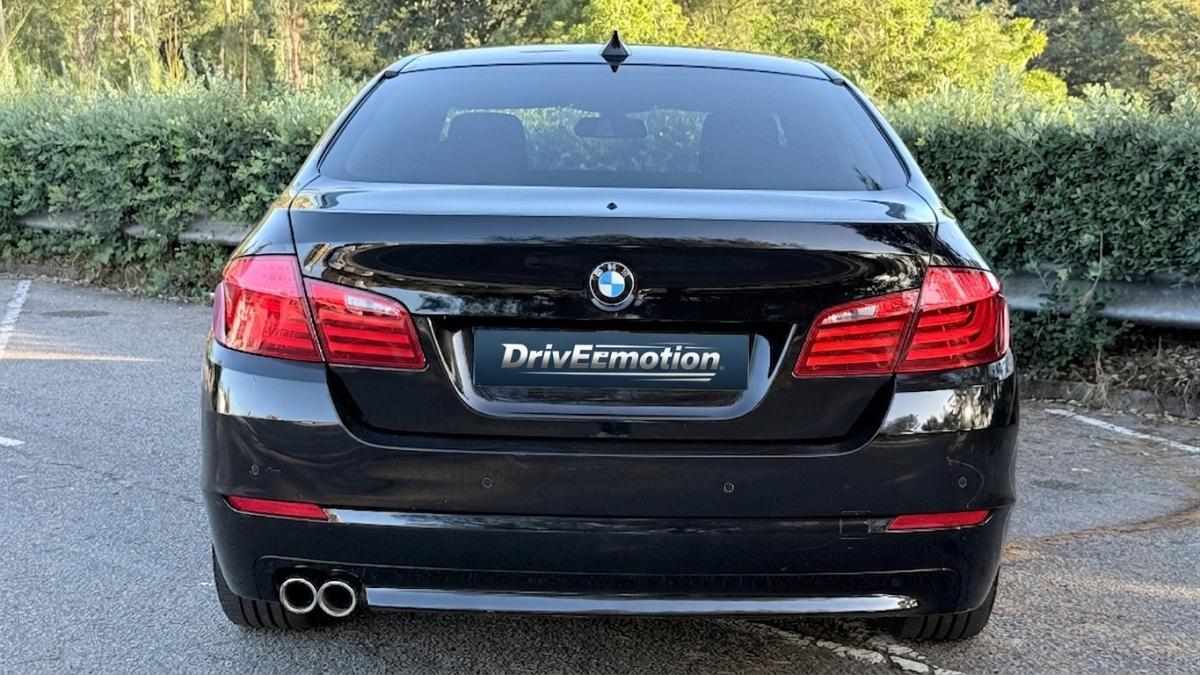 bmw-serie-5-520d-2011-diesel-1995cc