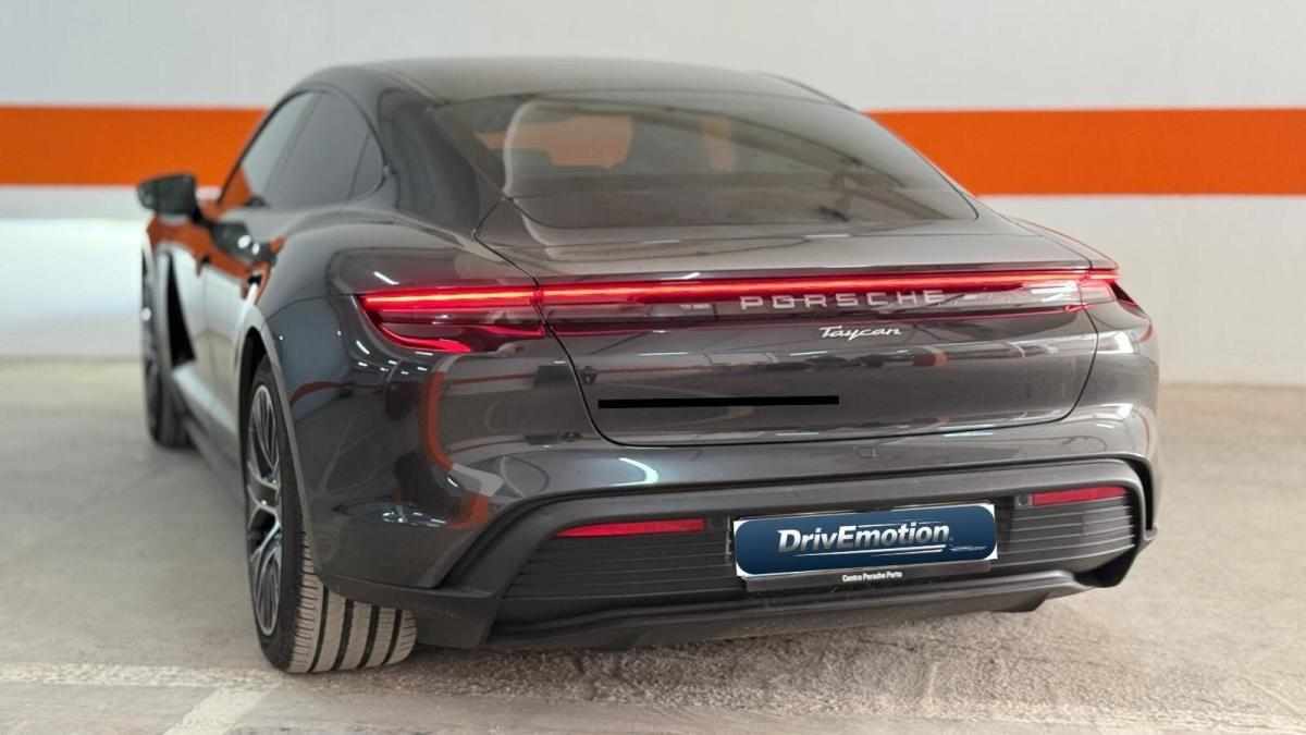 porsche-taycan-4-2024-eletrico