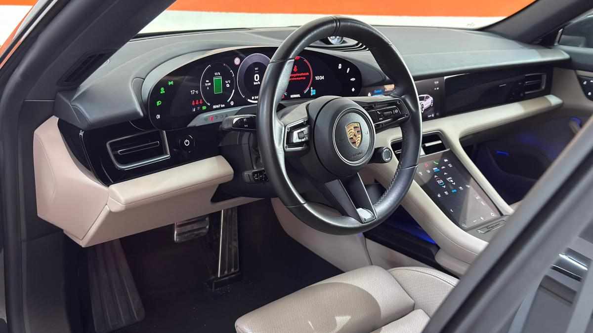 porsche-taycan-4-2024-eletrico