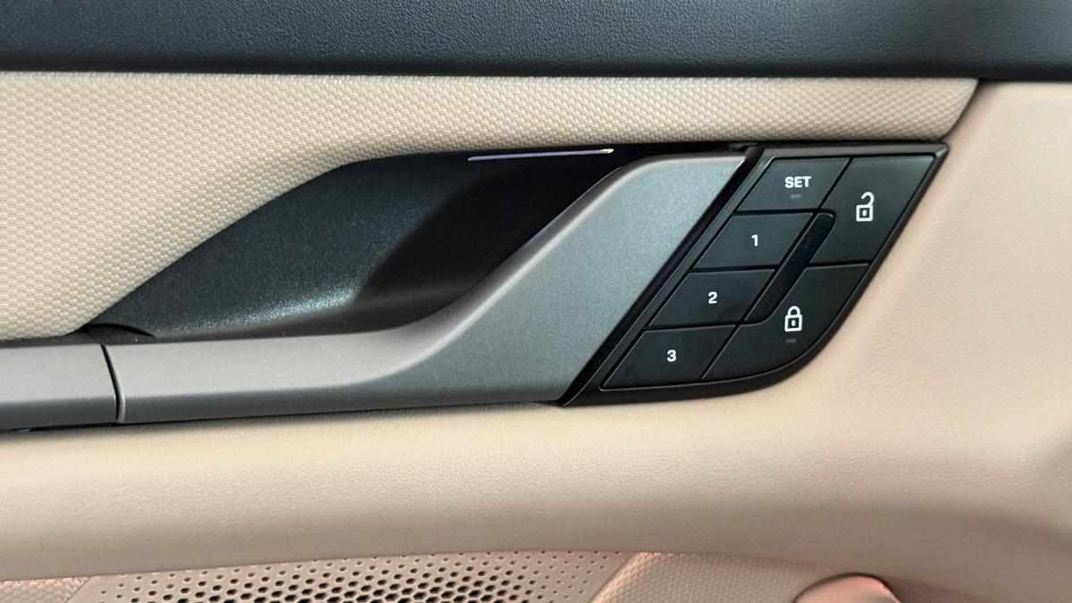 porsche-taycan-4-2024-eletrico
