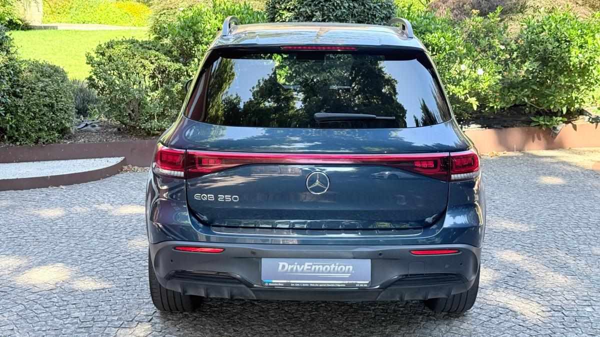 mercedes-benz-eqb-250-2023-eletrico