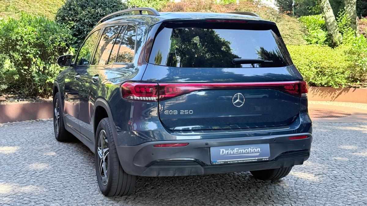 mercedes-benz-eqb-250-2023-eletrico