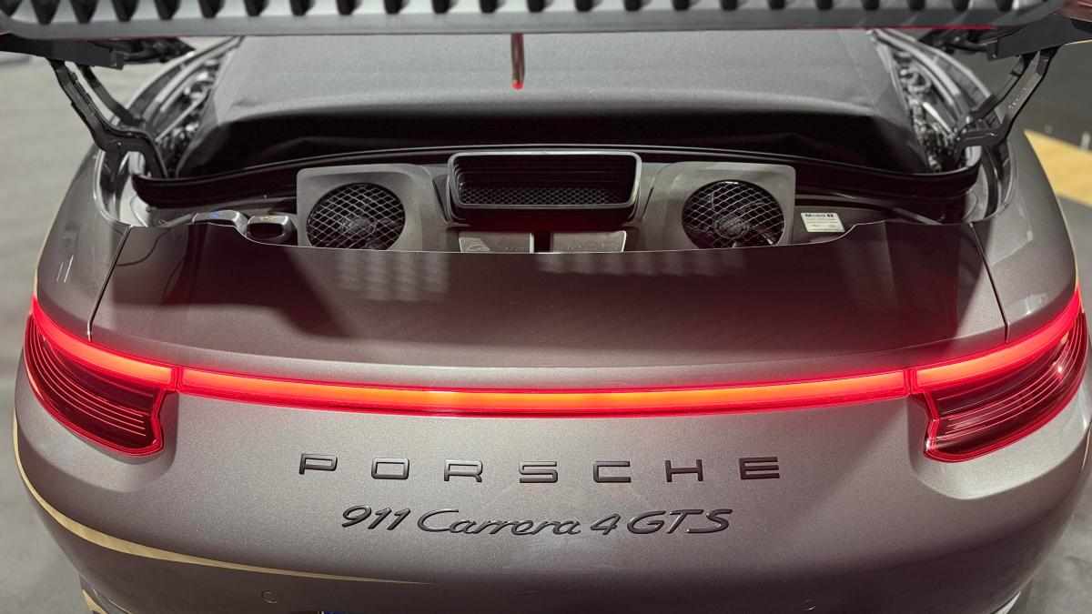 porsche-911-carrera-4-gts-2017-gasolina-2981cc