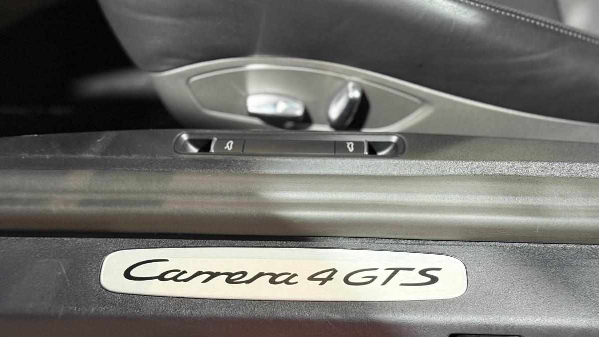 porsche-911-carrera-4-gts-2017-gasolina-2981cc