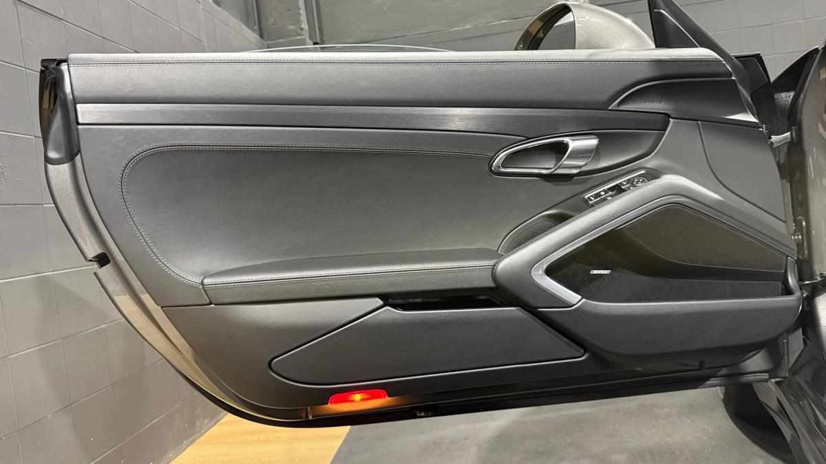 porsche-911-carrera-4-gts-2017-gasolina-2981cc
