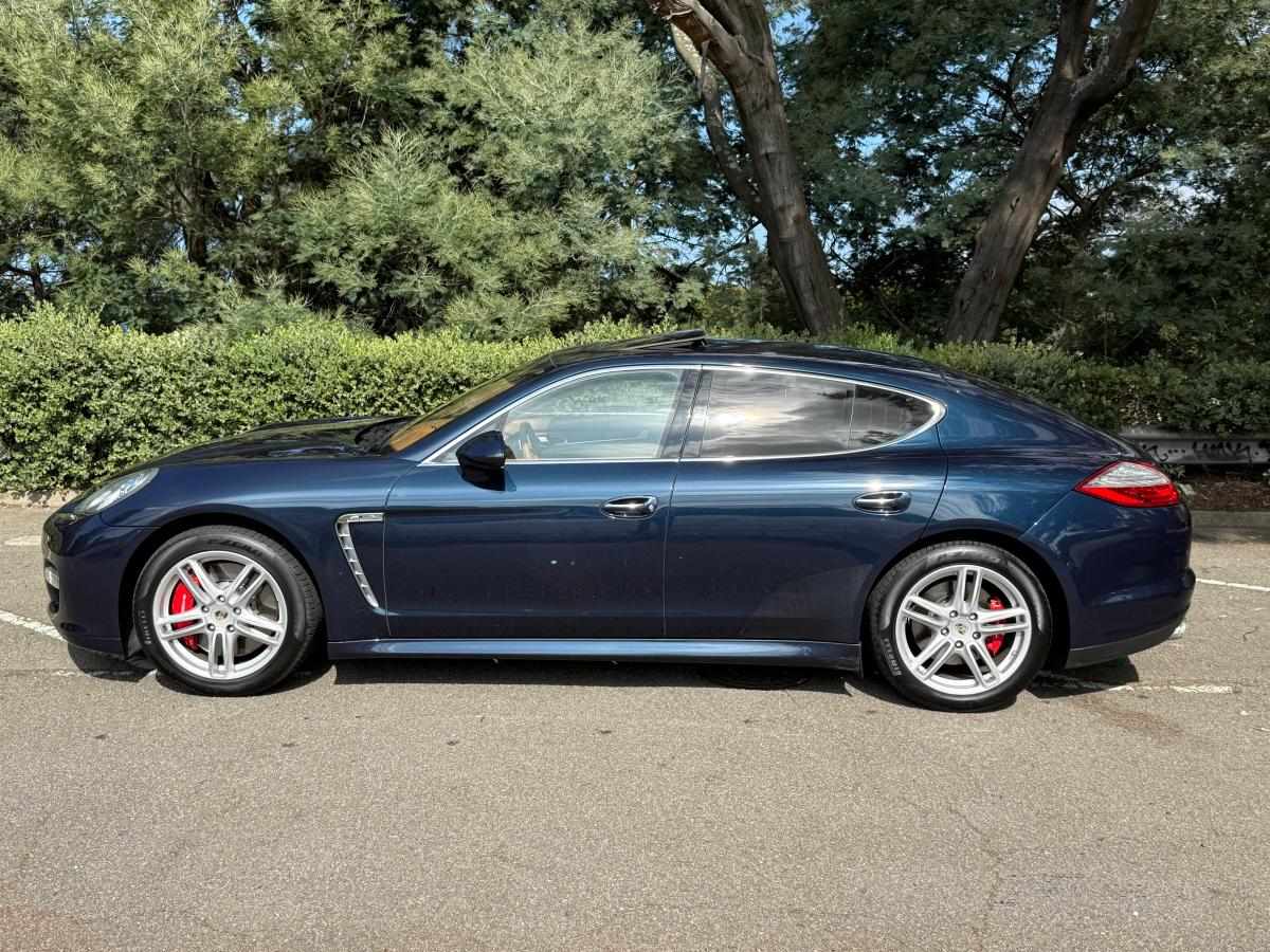 porsche-panamera-turbo-2010-gasolina-4806cc
