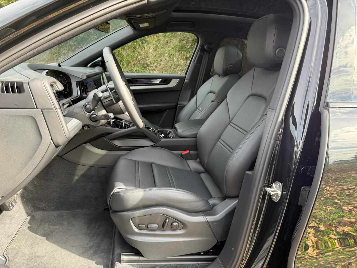 porsche-cayenne-2025-hibrido-a-gasolina-2995cc