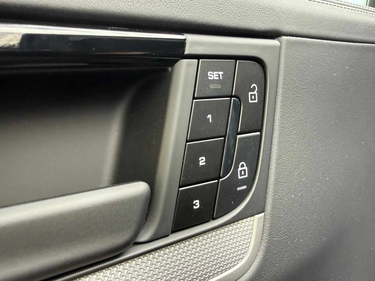 porsche-cayenne-2025-hibrido-a-gasolina-2995cc