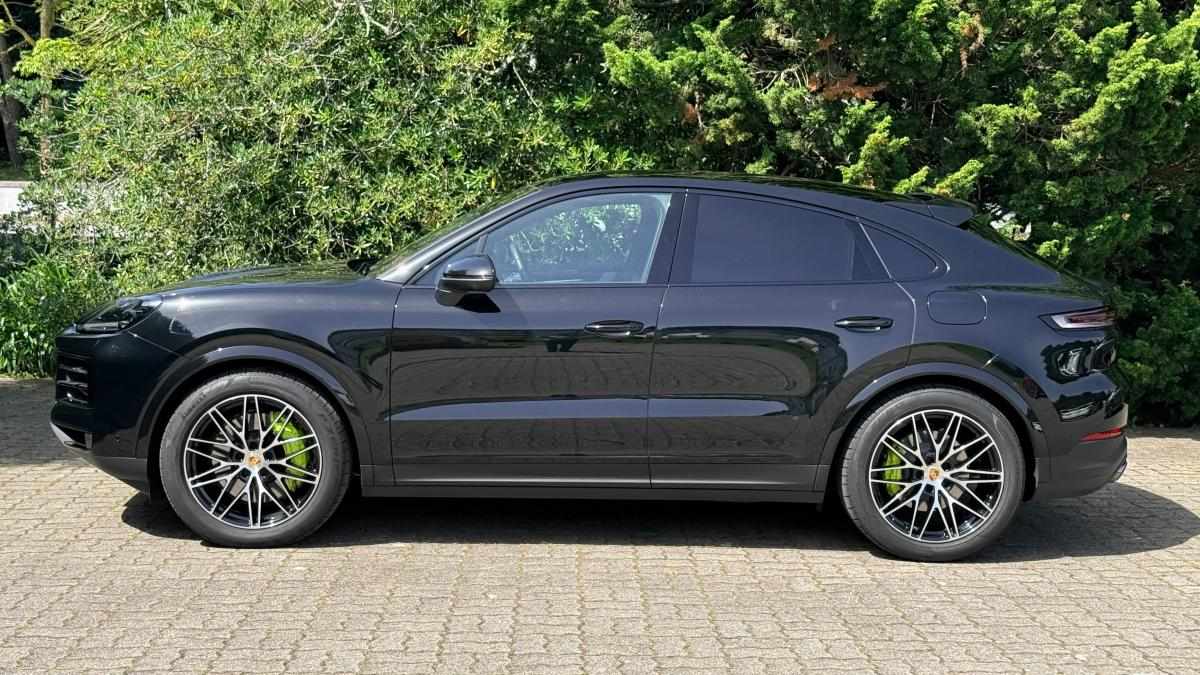 porsche-cayenne-2025-hibrido-a-gasolina-2995cc